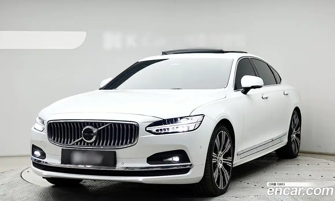 Volvo S90 2023 2.0 Автомат в Москве № 497936, фото 1