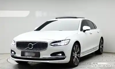 Volvo S90, 2023