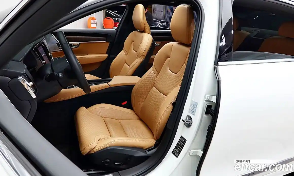 Volvo S90 2023 2.0 Автомат в Москве № 497936, фото 8