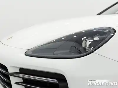 Porsche Cayenne 2023 3.0 Автомат в Москве № 498136, миниатюра 11