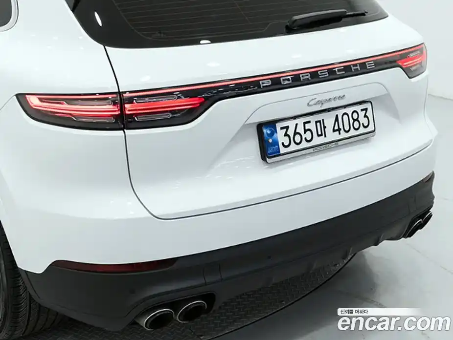 Porsche Cayenne 2023 3.0 Автомат в Москве № 498136, фото 12