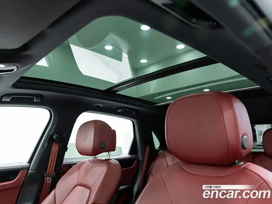 Porsche Cayenne 2023 3.0 Автомат в Москве № 498136, фото 16