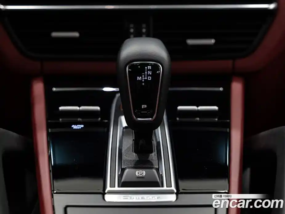 Porsche Cayenne 2023 3.0 Автомат в Москве № 498136, фото 19