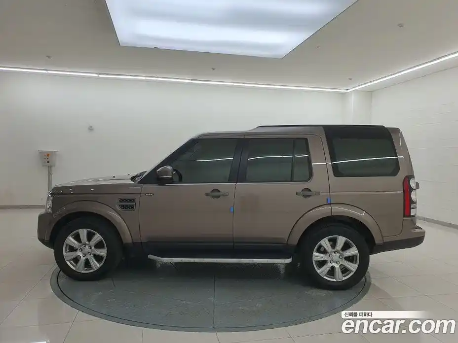 Land Rover Discovery 2016 3.0 Автомат в Москве № 498526, фото 16