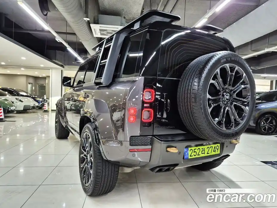 Land Rover Defender 2025 4.4 Автомат в Москве № 498584, фото 4