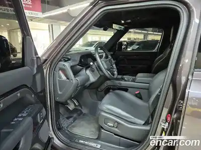 Land Rover Defender 2025 4.4 Автомат в Москве № 498584, миниатюра 9