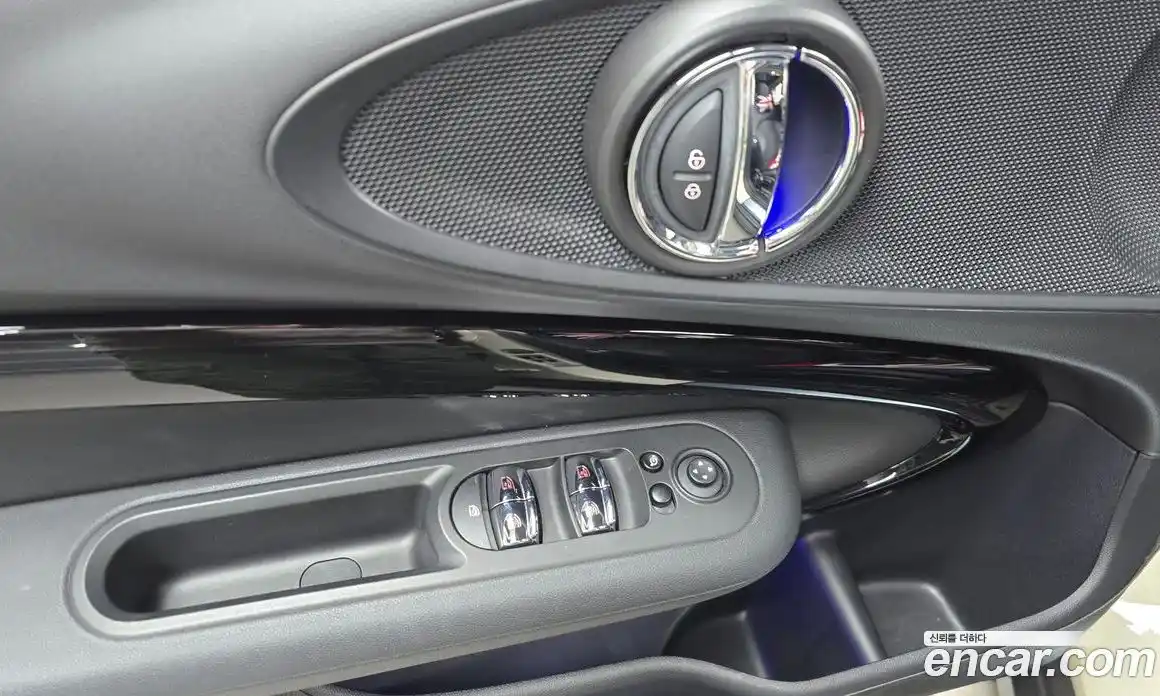 Mini Clubman 2022 1.5 Автомат в Москве № 498590, фото 18