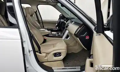 Land Rover Range-Rover 2016 4.4 Автомат в Москве № 498997, миниатюра 11