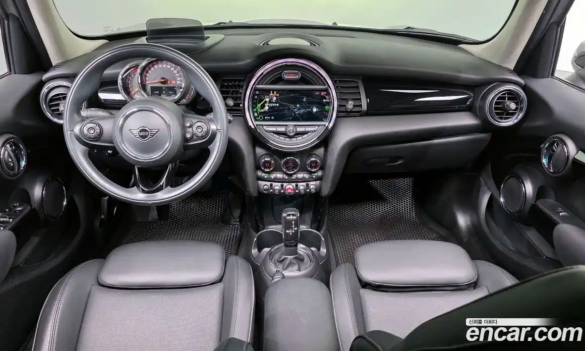 Mini Cooper 2020 1.5 Автомат в Москве № 499150, фото 7