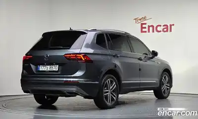 Volkswagen Tiguan, 2020