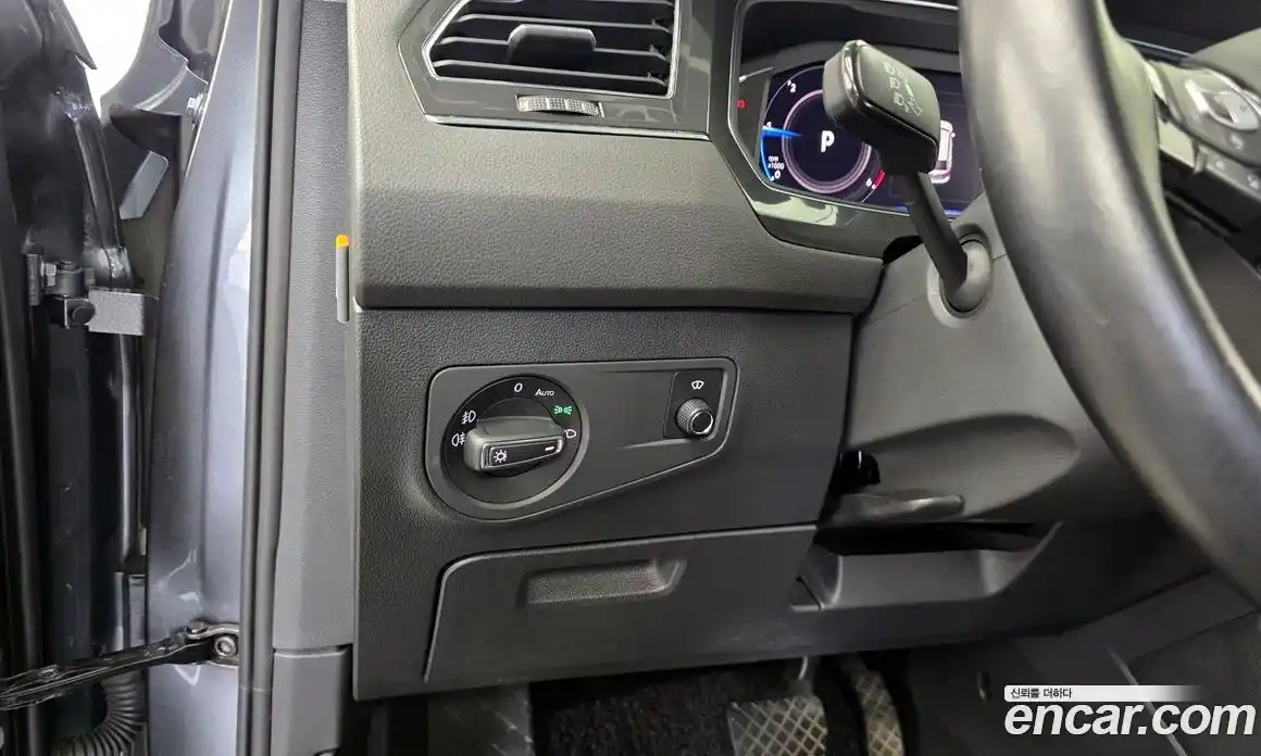 Volkswagen Tiguan 2020 2.0 Автомат в Москве № 499841, фото 15