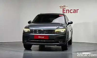 Volkswagen Tiguan 2020 2.0 Автомат в Москве № 499841, миниатюра 2