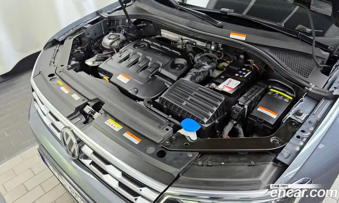 Volkswagen Tiguan 2020 2.0 Автомат в Москве № 499841, фото 5