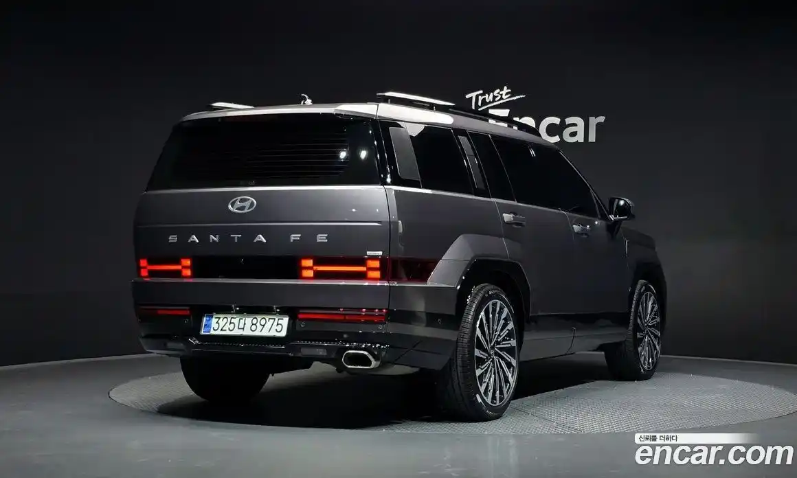 Hyundai Santa Fe 2024 2.5 Автомат в Москве № 516991, фото 2