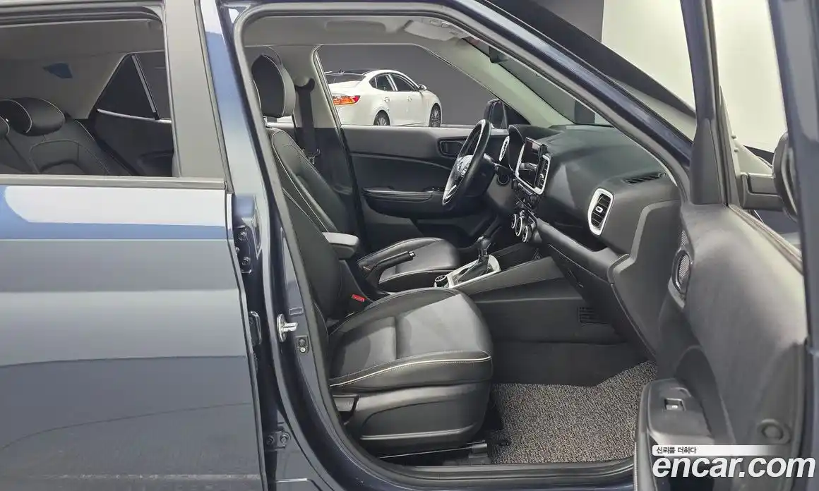 Hyundai Venue 2022 1.6 Автомат в Москве № 518189, фото 12