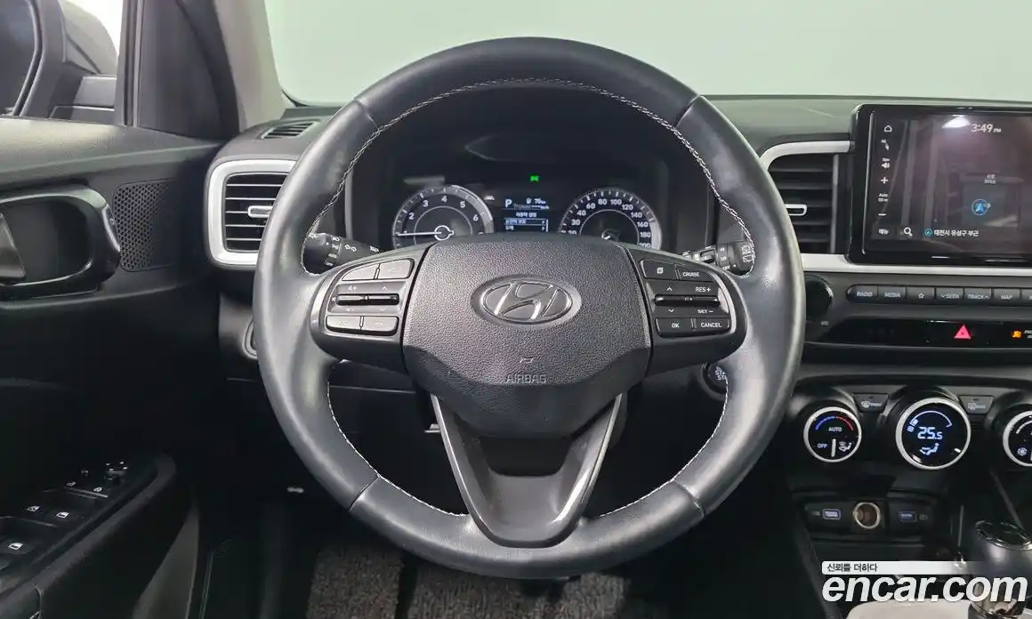 Hyundai Venue 2022 1.6 Автомат в Москве № 518189, фото 17