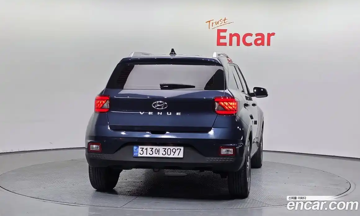 Hyundai Venue 2022 1.6 Автомат в Москве № 518189, фото 4