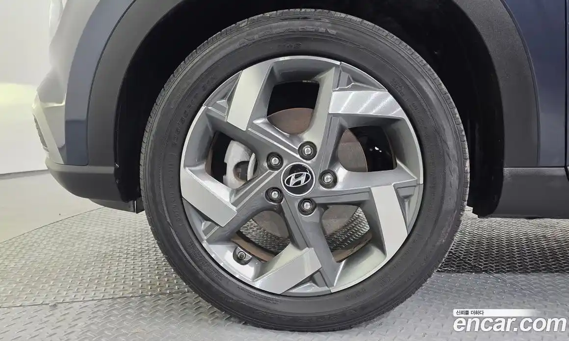 Hyundai Venue 2022 1.6 Автомат в Москве № 518189, фото 5