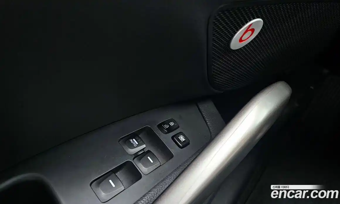 Hyundai Veloster 2014 1.6 Автомат в Москве № 518454, фото 18