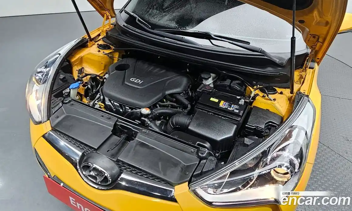 Hyundai Veloster 2014 1.6 Автомат в Москве № 518454, фото 5