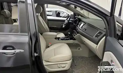 Kia Canival 2019 3.3 Автомат в Москве № 519528, миниатюра 11