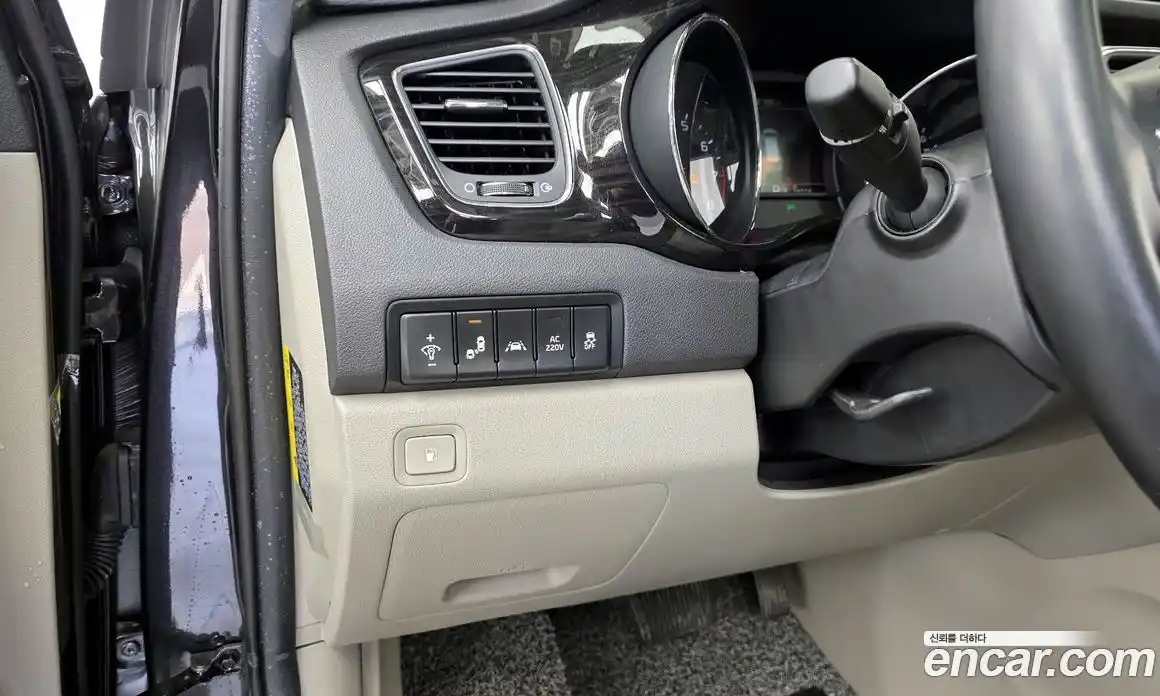 Kia Canival 2019 3.3 Автомат в Москве № 519528, фото 16