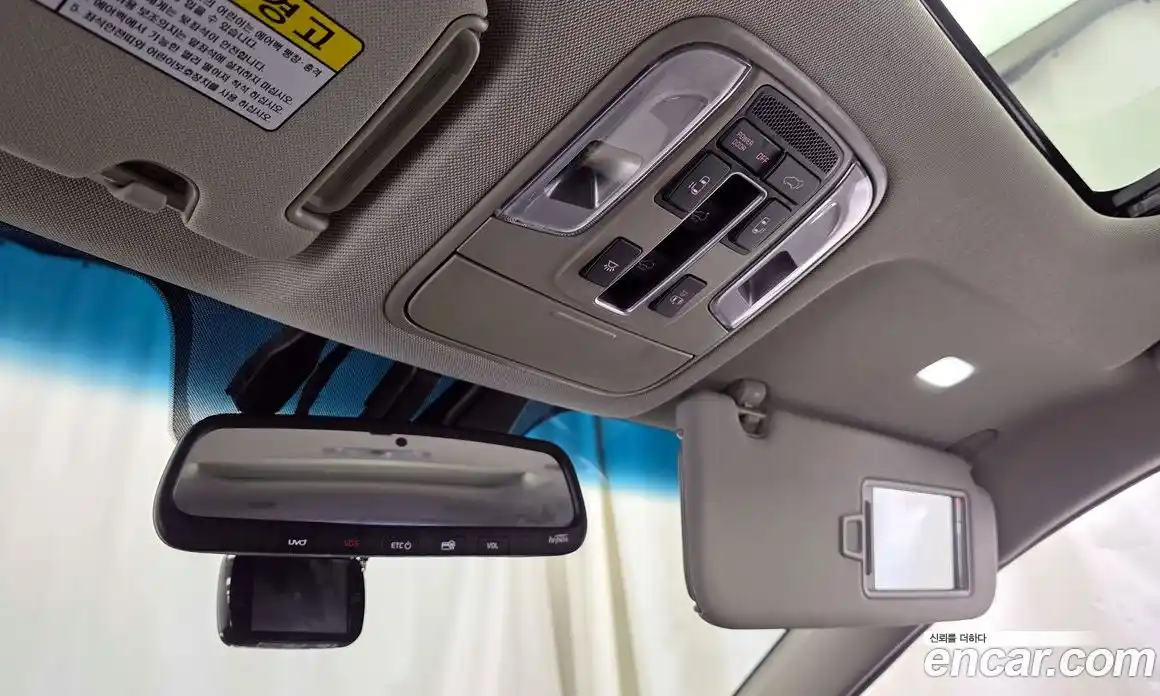 Kia Canival 2019 3.3 Автомат в Москве № 519528, фото 17