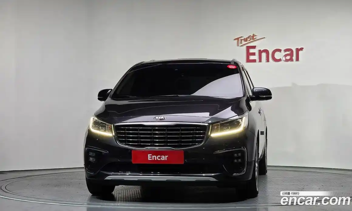 Kia Canival 2019 3.3 Автомат в Москве № 519528, фото 3