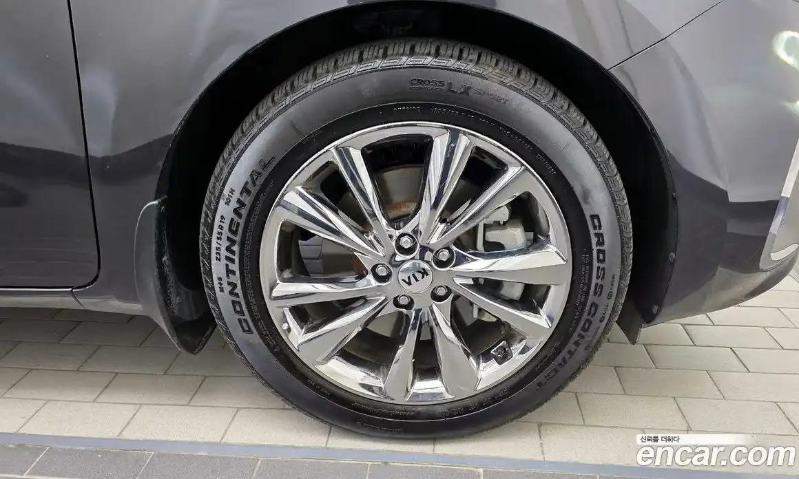 Kia Canival 2019 3.3 Автомат в Москве № 519528, фото 5