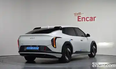 Kia EV4 2026 0.2 Автомат в Москве № 519747, миниатюра 2