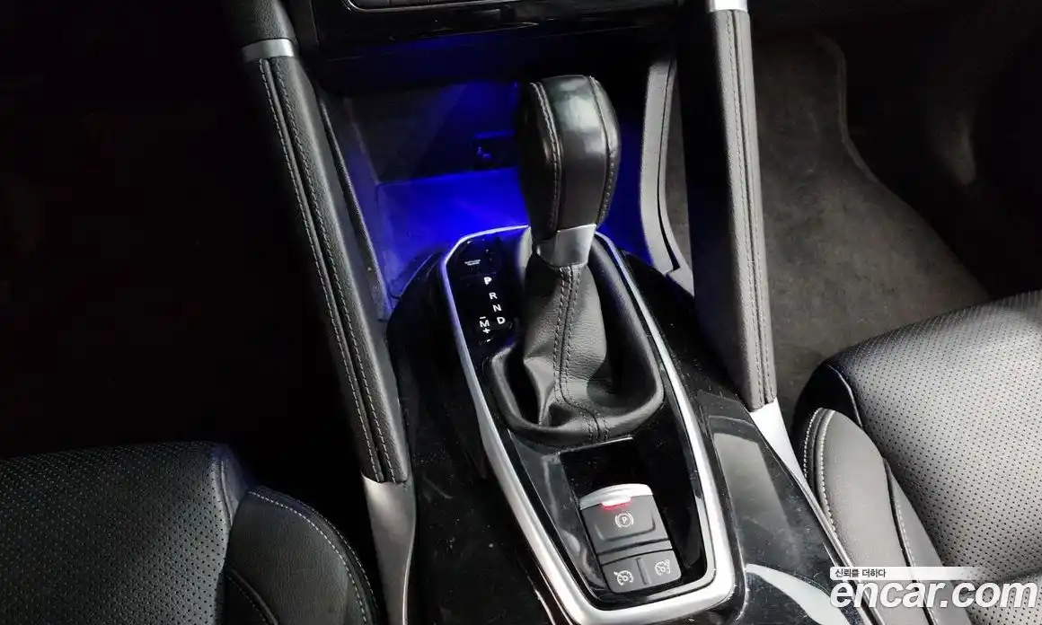 Renault QM6 2022 2.0 Автомат в Москве № 521164, фото 9