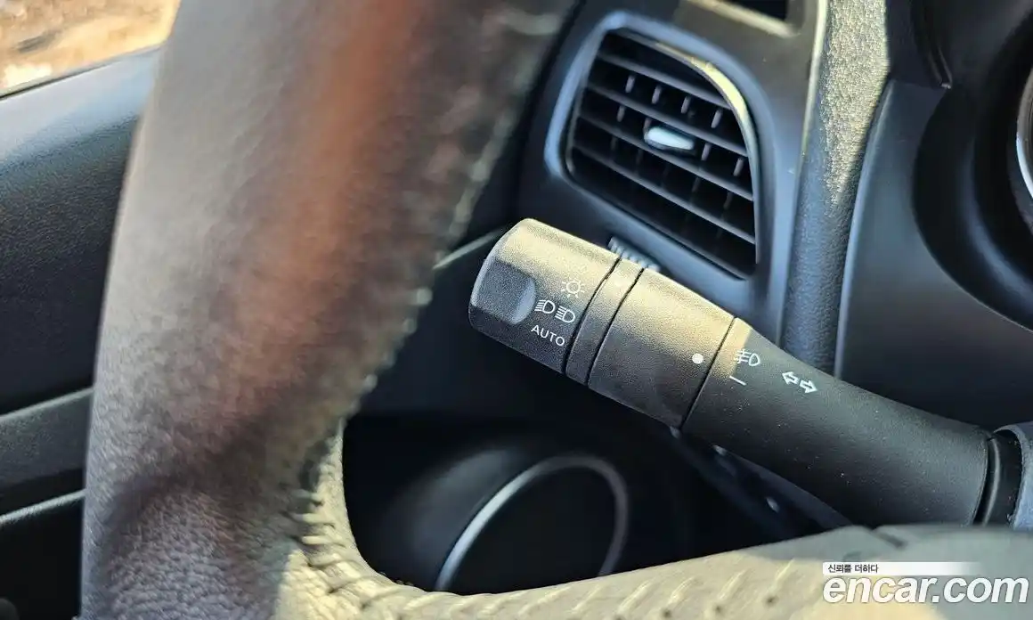 Renault SM3 2014 1.6 Автомат в Москве № 521729, фото 15