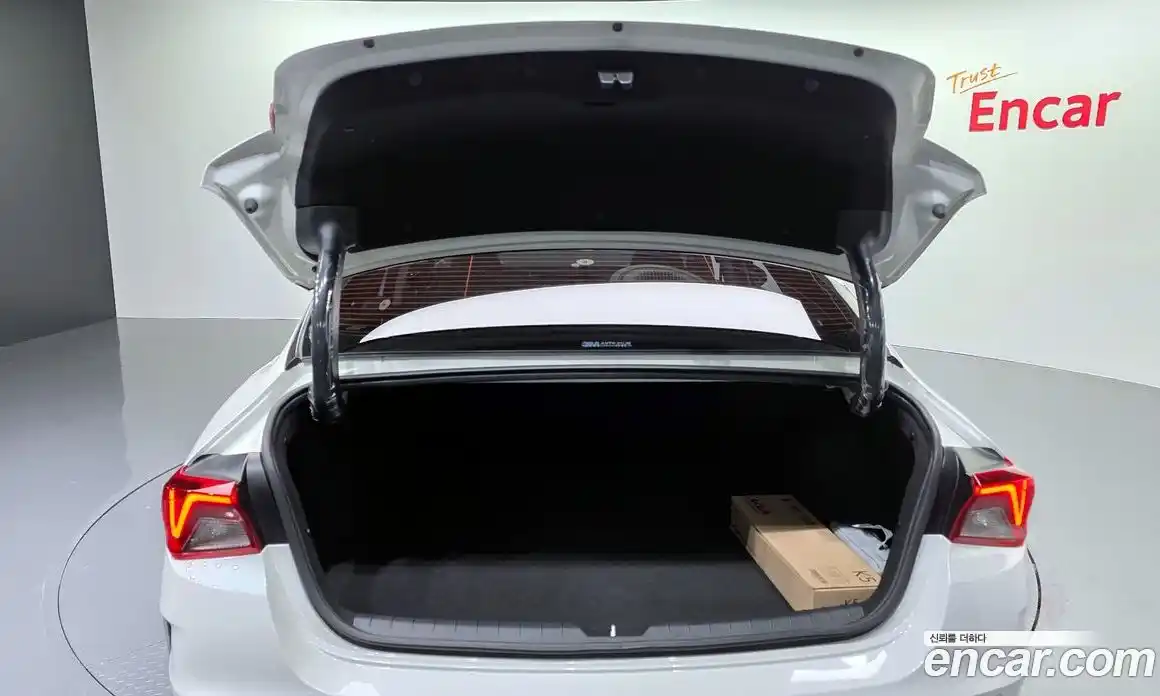 Kia K5 2022 2.0 Автомат в Москве № 522036, фото 20