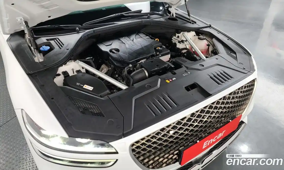 Genesis GV70 2023 2.5 Автомат в Москве № 523490, фото 5