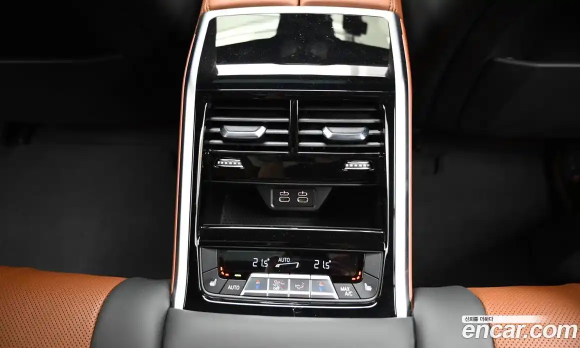 BMW 8-Series 2024 4.4 Автомат в Москве № 524710, фото 16