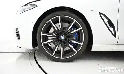 BMW 8-Series 2024 4.4 Автомат в Москве № 524710, миниатюра 5