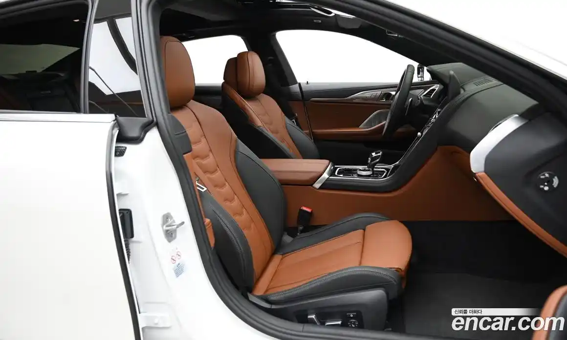 BMW 8-Series 2024 4.4 Автомат в Москве № 524710, фото 10