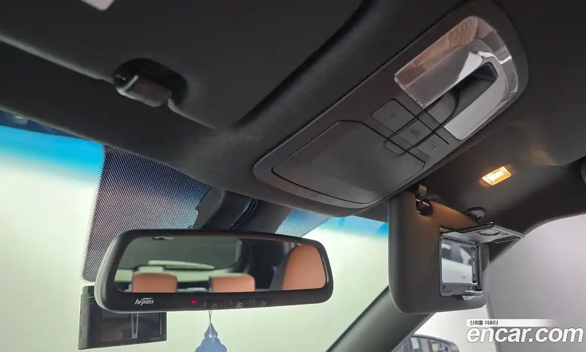 SsangYong TIBOLI 2018 1.6 Автомат в Москве № 525296, фото 17