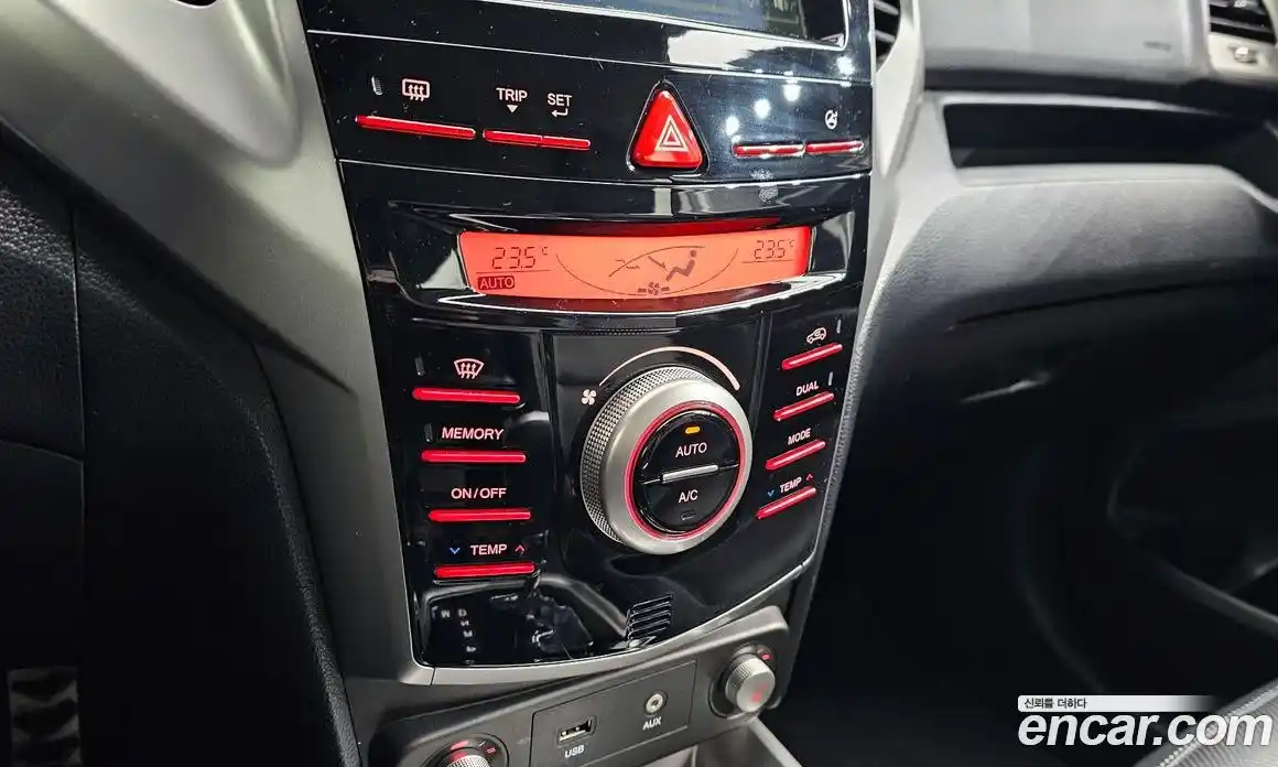 SsangYong TIBOLI 2015 1.6 Автомат в Москве № 525703, фото 18