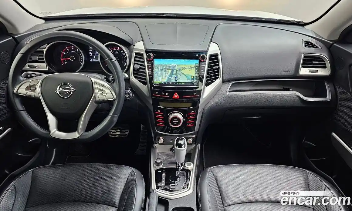 SsangYong TIBOLI 2015 1.6 Автомат в Москве № 525703, фото 7