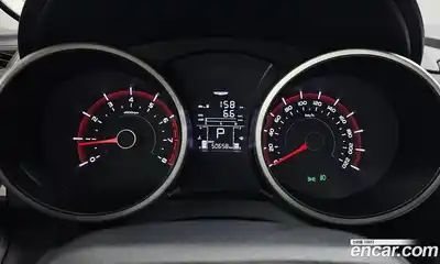 SsangYong TIBOLI 2015 1.6 Автомат в Москве № 525703, миниатюра 8