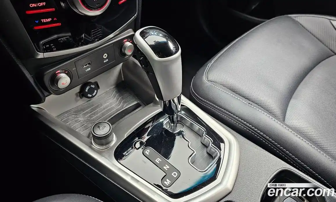 SsangYong TIBOLI 2015 1.6 Автомат в Москве № 525703, фото 9