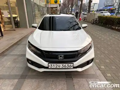 Honda Civic 2019 1.5 Автомат в Москве № 526713, миниатюра 3