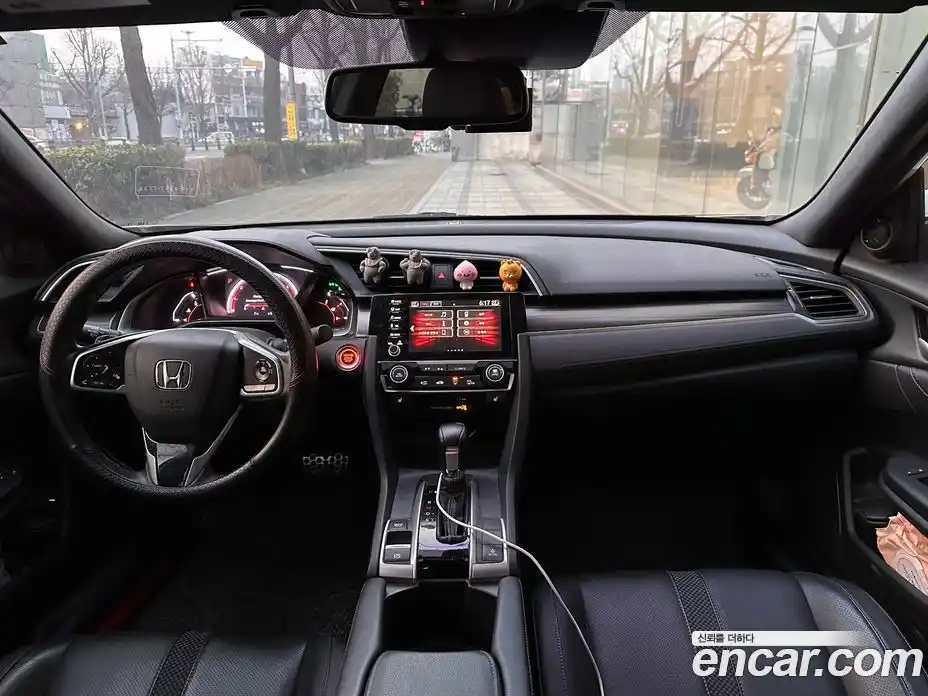 Honda Civic 2019 1.5 Автомат в Москве № 526713, фото 7