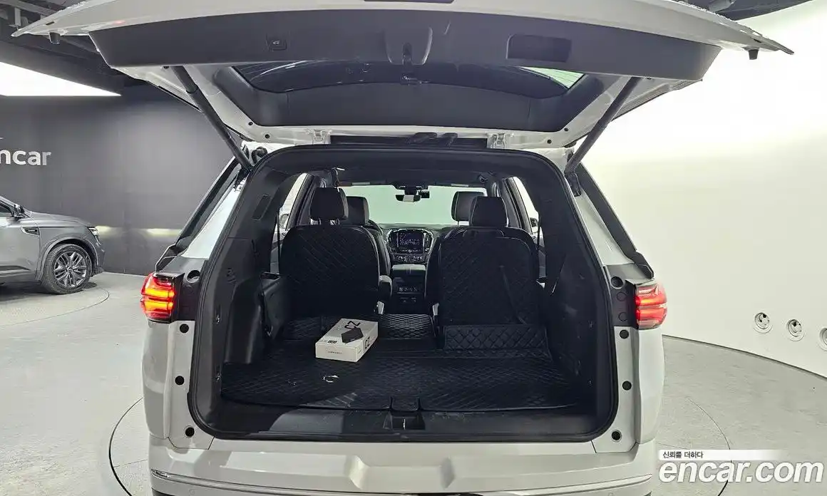 Chevrolet Traverse 2023 3.6 Автомат в Москве № 527824, фото 19