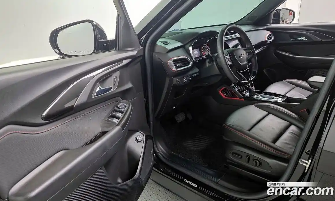 Chevrolet TrailBlazer 2023 1.3 Автомат в Москве № 527892, фото 11