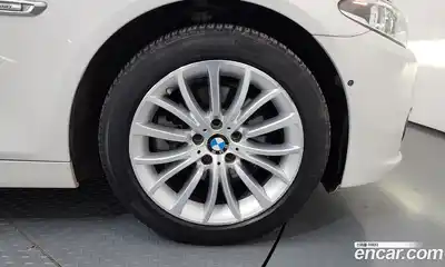 BMW 5-Series 2016 2.0 Автомат в Москве № 528737, миниатюра 5