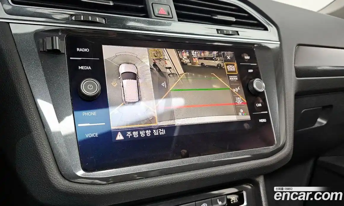 Volkswagen Tiguan 2020 2.0 Автомат в Москве № 529931, фото 16