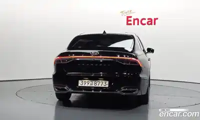 Hyundai Grandeur 2022 2.4 Автомат в Москве № 529971, миниатюра 4