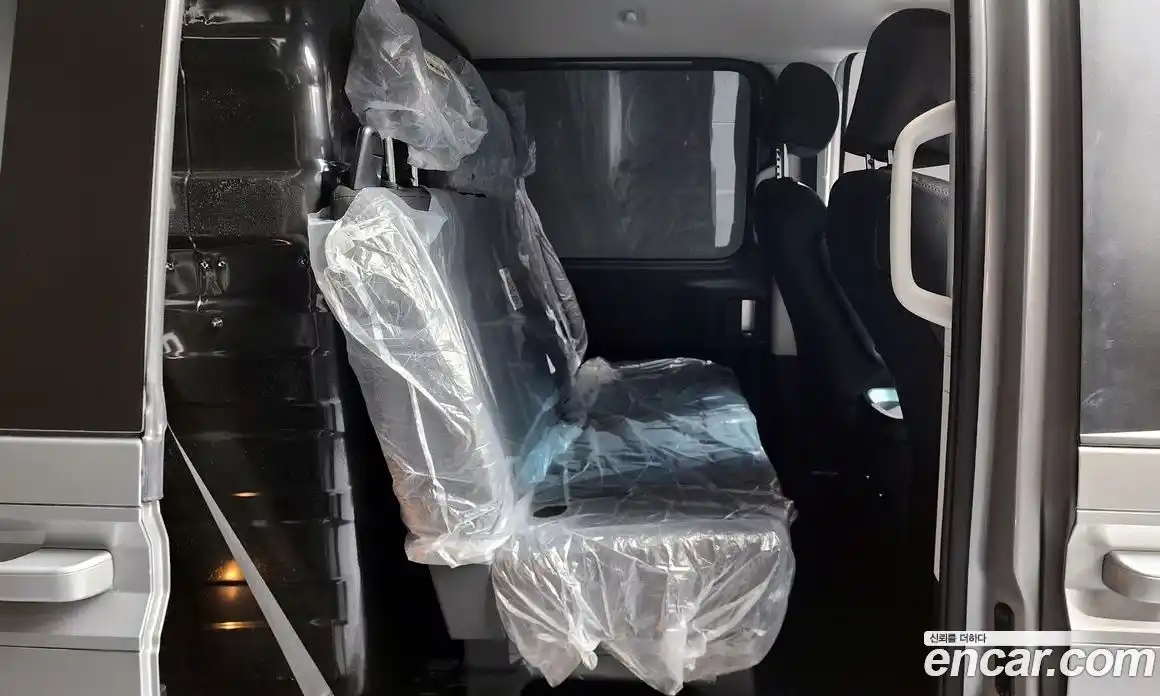 Hyundai Staria 2024 3.5 Автомат в Москве № 530270, фото 12